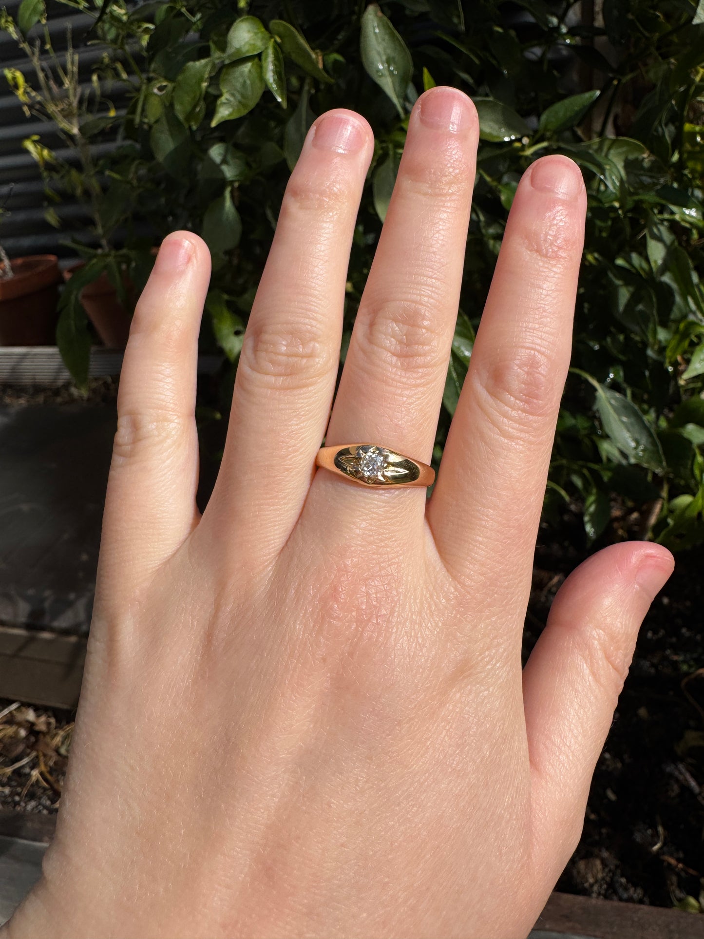 Antique 18ct yellow gold 0.3ct old mine cut diamond starset gypsy ring