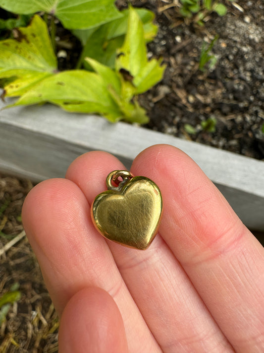 Antique 15ct yellow gold seed pearl heart charm