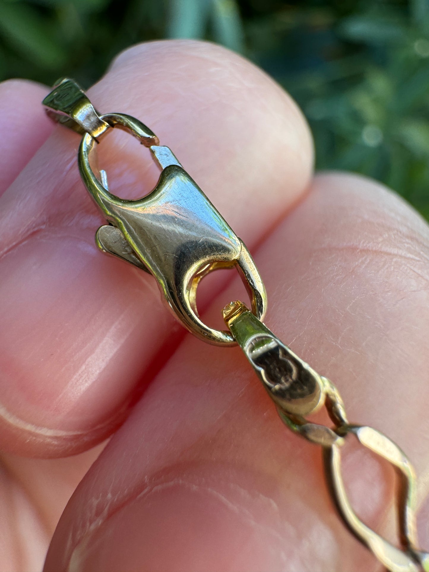 Vintage Italian 9ct yellow gold flat figaro bracelet, 20.5cm / 8.1 inches long