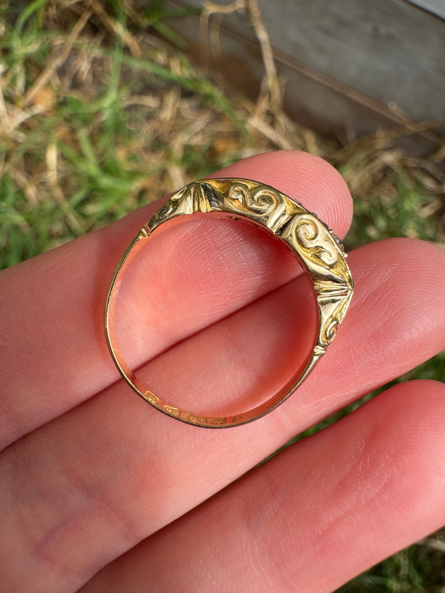 Antique English Edwardian 18ct yellow gold five stone 0.22ct TCW old mine cut diamond boat ring