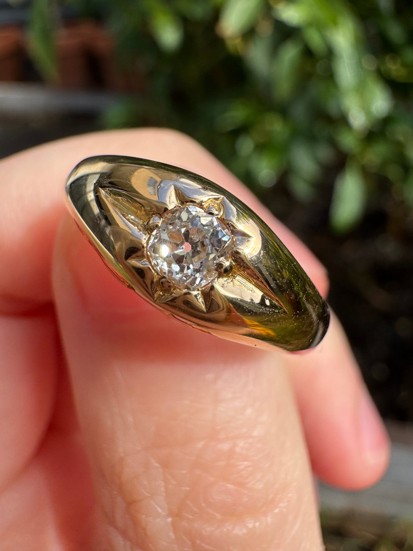 Antique 18ct yellow gold 0.3ct old mine cut diamond starset gypsy ring