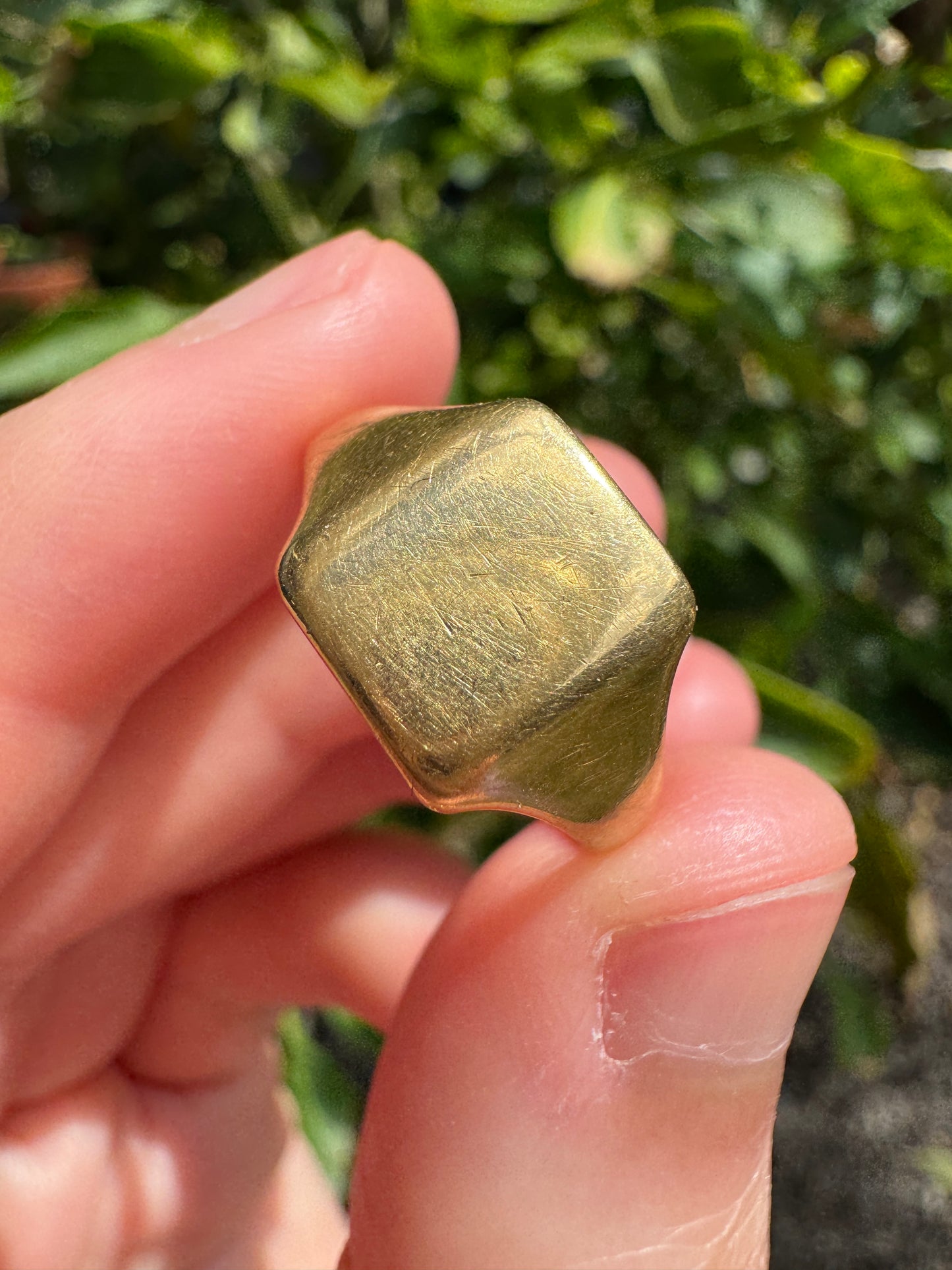 Vintage English 18ct yellow gold square signet ring