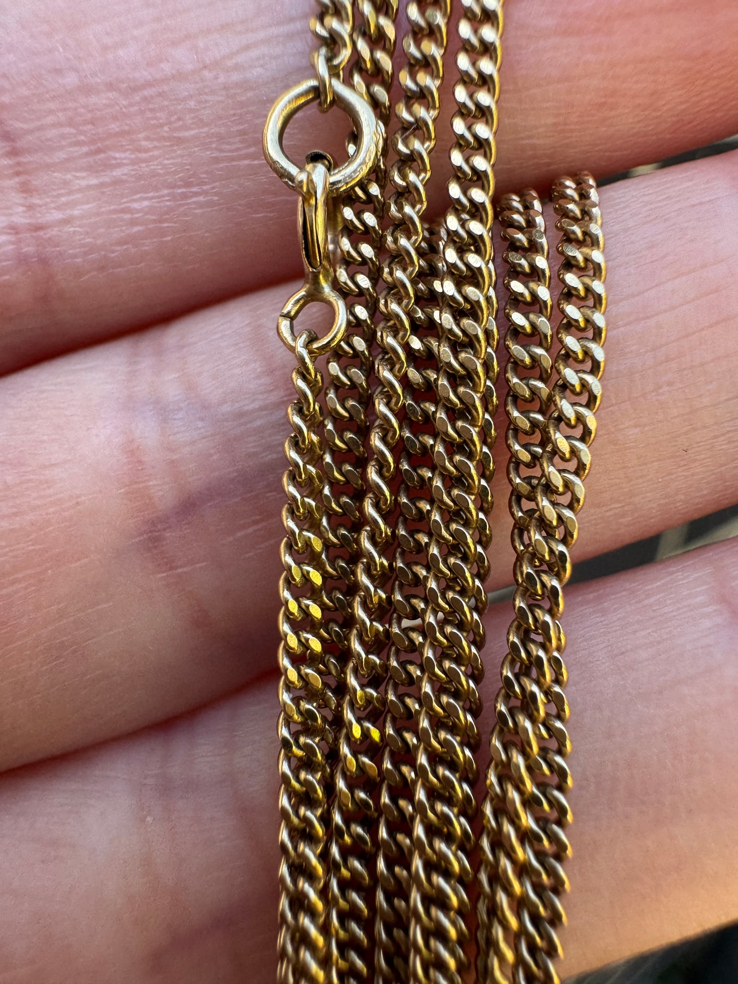 Vintage 9ct yellow gold curb link chain, 61cm / 24.02 inches long