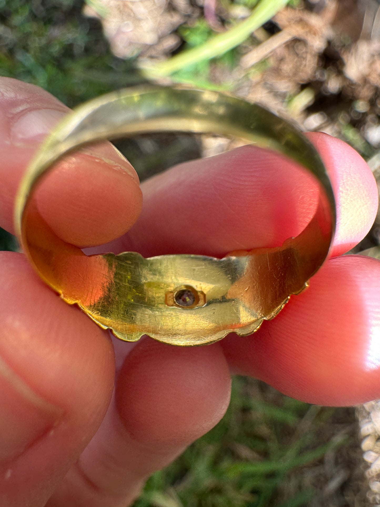Antique 18ct yellow gold old mine cut diamond starset gypsy ring