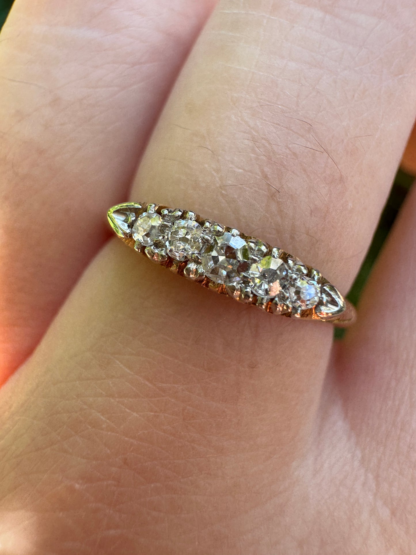 Vintage 18ct yellow gold five stone 0.15ct TCW single cut diamond ring