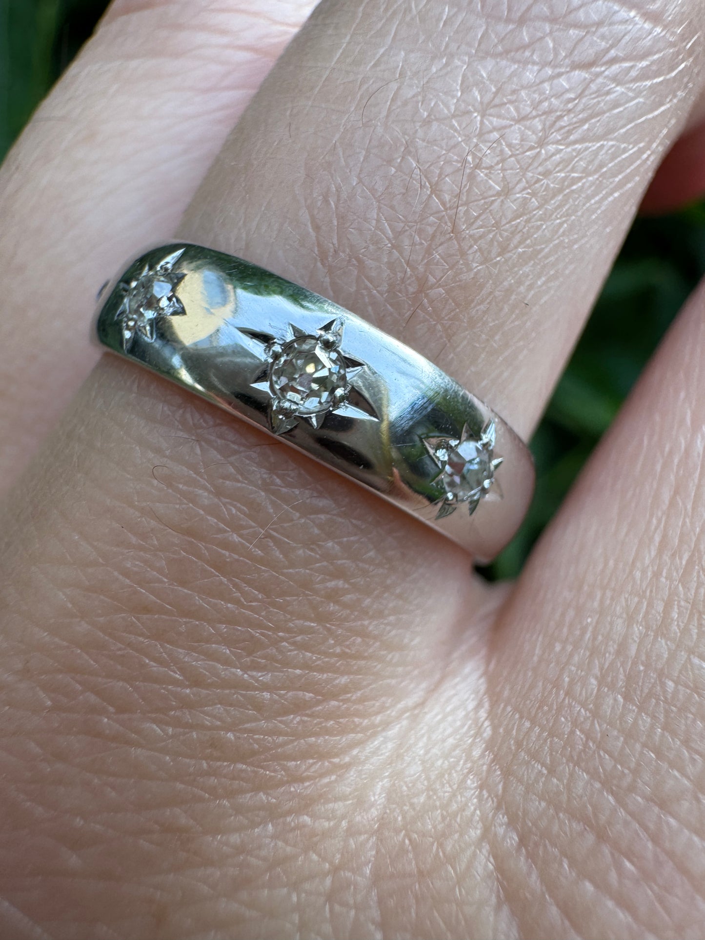 Vintage 18ct white gold four stone 0.15ct TCW old mine cut diamond gypsy ring