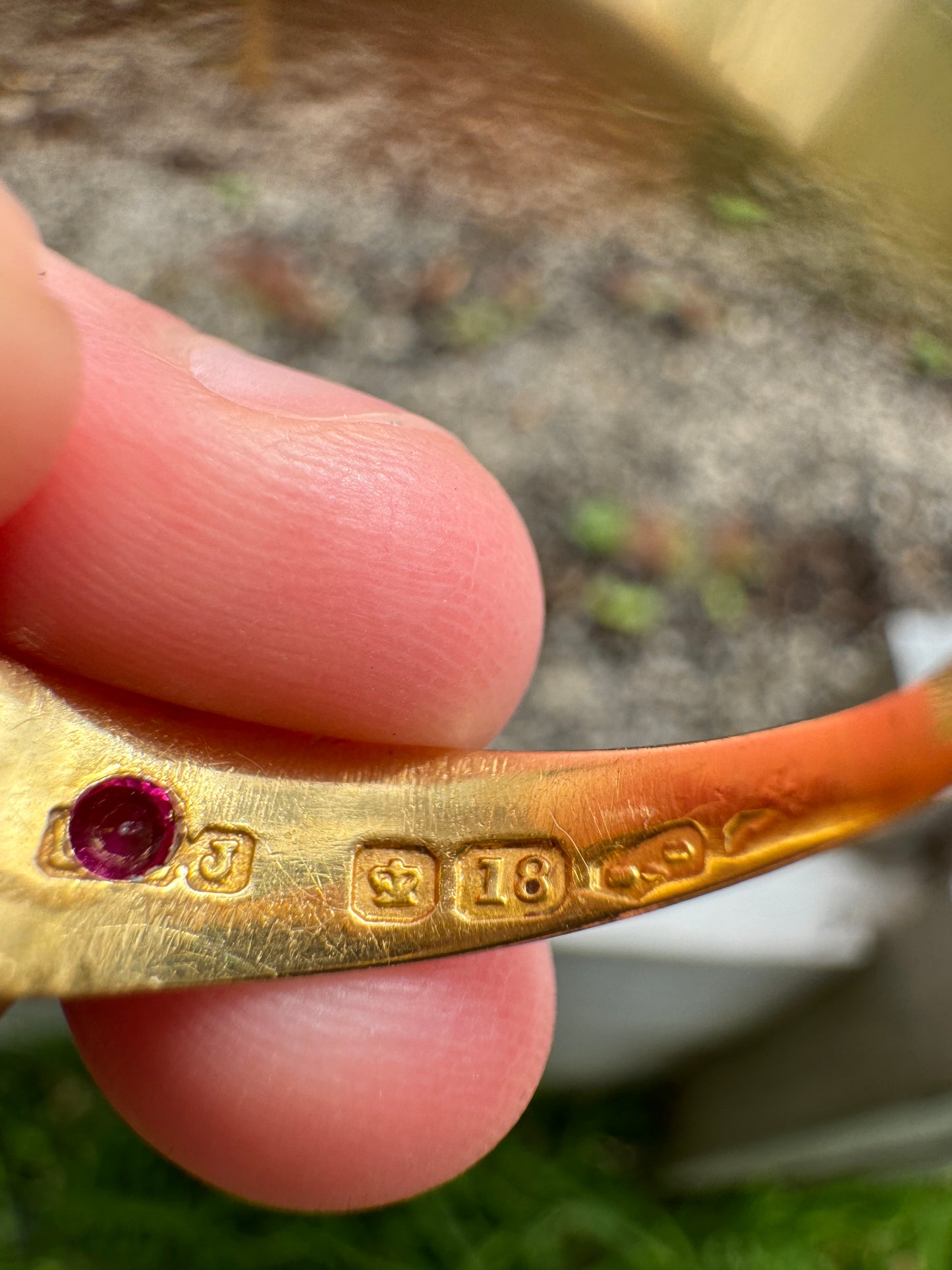 Antique Victorian 18ct yellow gold five stone rose cut diamond and pink sapphire gypsy ring