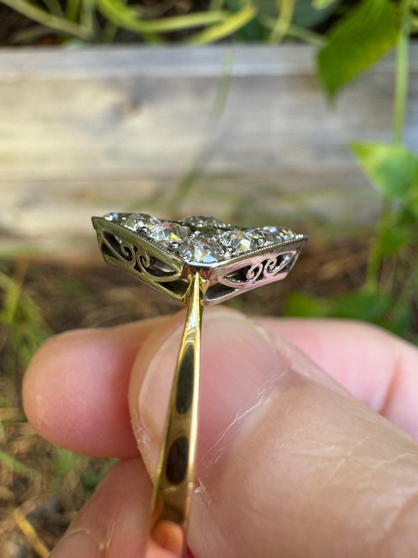 Antique 18ct yellow gold and platinum 1.2ct TCW old mine cut diamond plaque ring