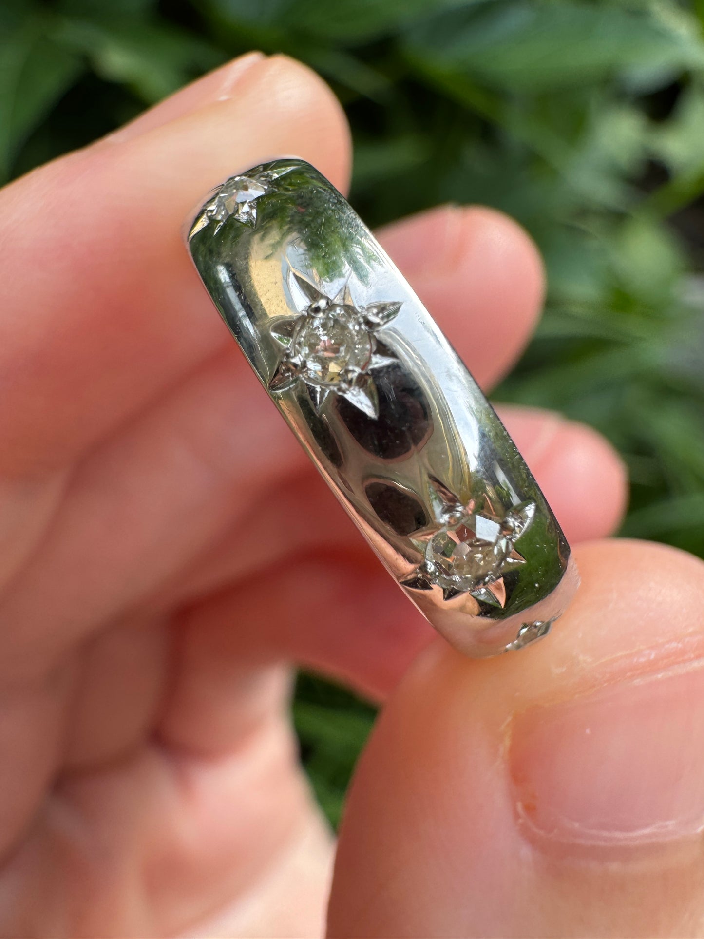 Vintage 18ct white gold four stone 0.15ct TCW old mine cut diamond gypsy ring