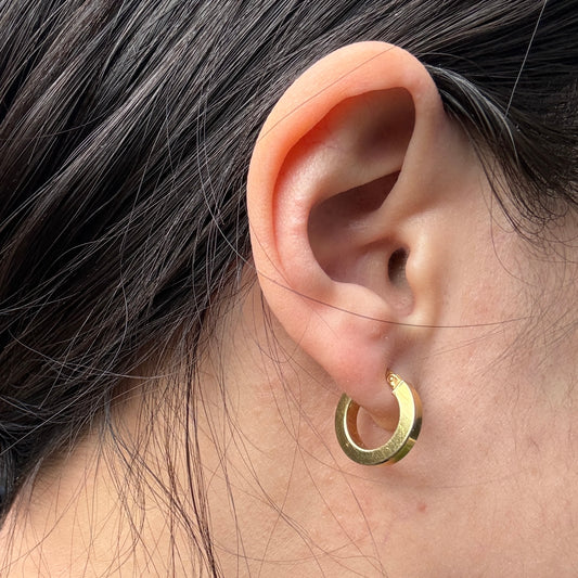 Vintage Italian 9ct yellow gold hoop earrings