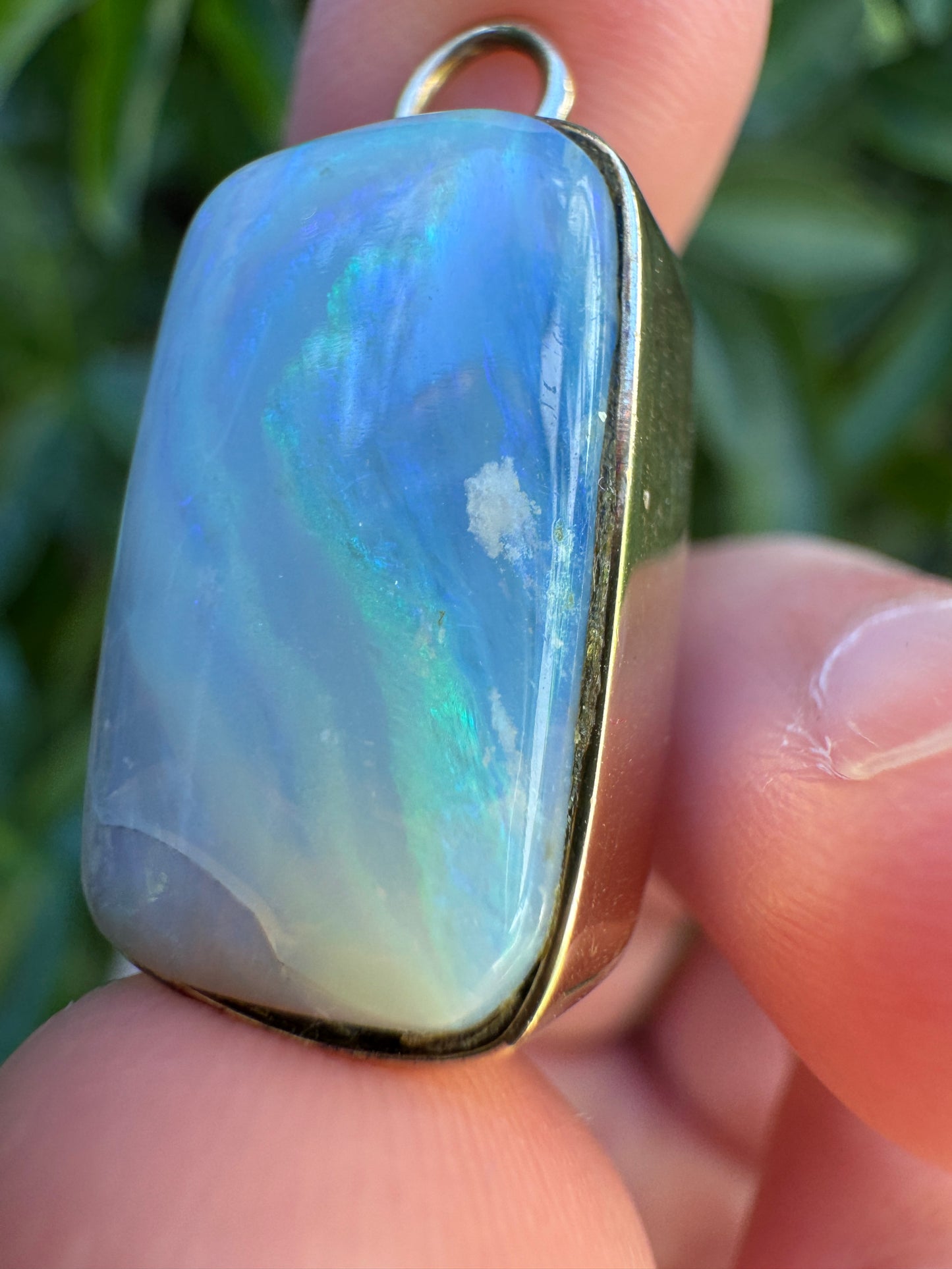 Vintage 9ct rosy yellow gold double sided opal cabochon pendant