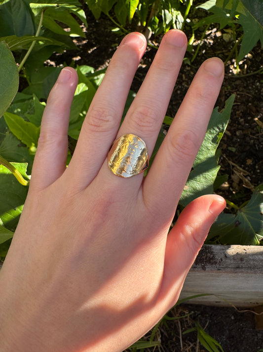 Antique 22ct yellow gold half sovereign ring on vintage 9ct yellow gold band