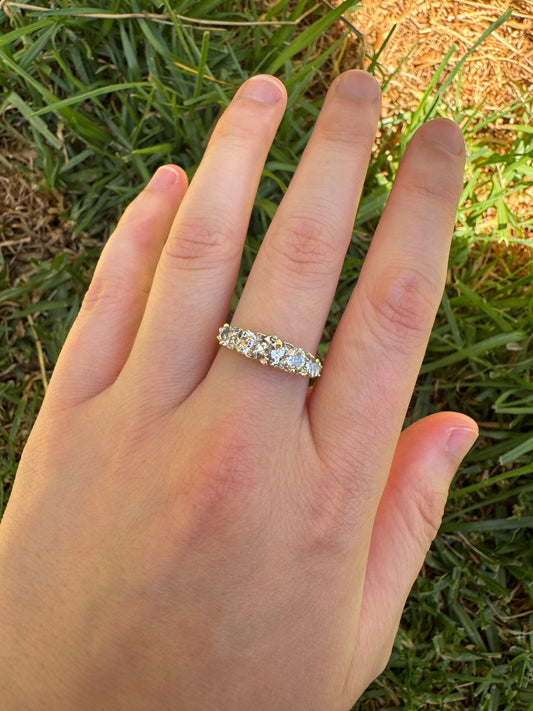 Vintage 18ct yellow gold five stone 1.55ct TCW old mine cut diamond ring