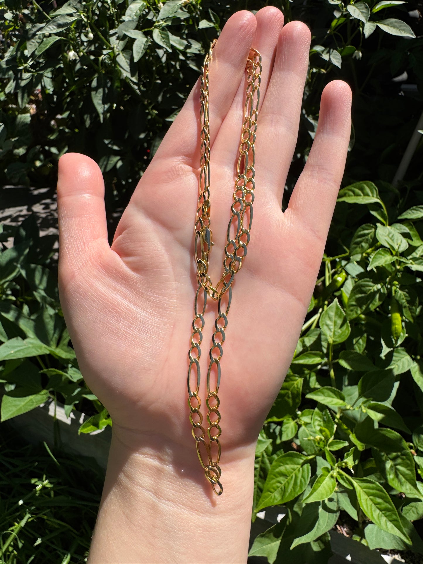 Vintage 9ct yellow gold flat figaro chain, 54.5cm / 21.5 inches long