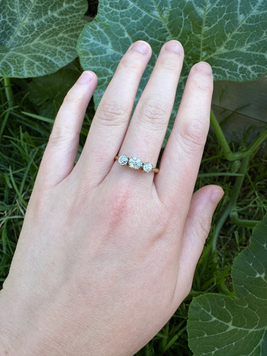 Antique Australian 18ct yellow gold three stone 1.15ct TCW old mine cut diamond ring