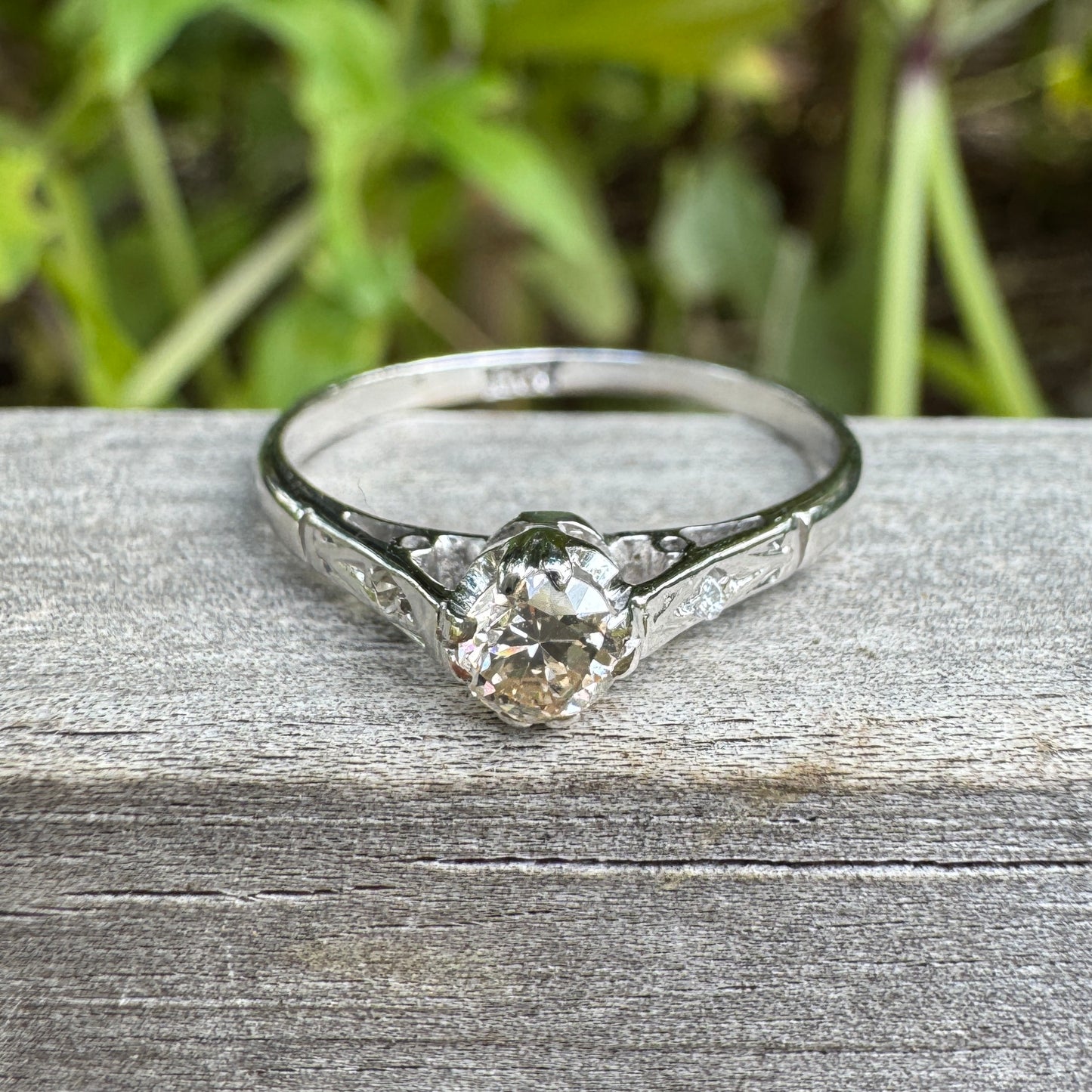 Vintage 18ct white gold 0.2ct old European cut diamond solitaire ring