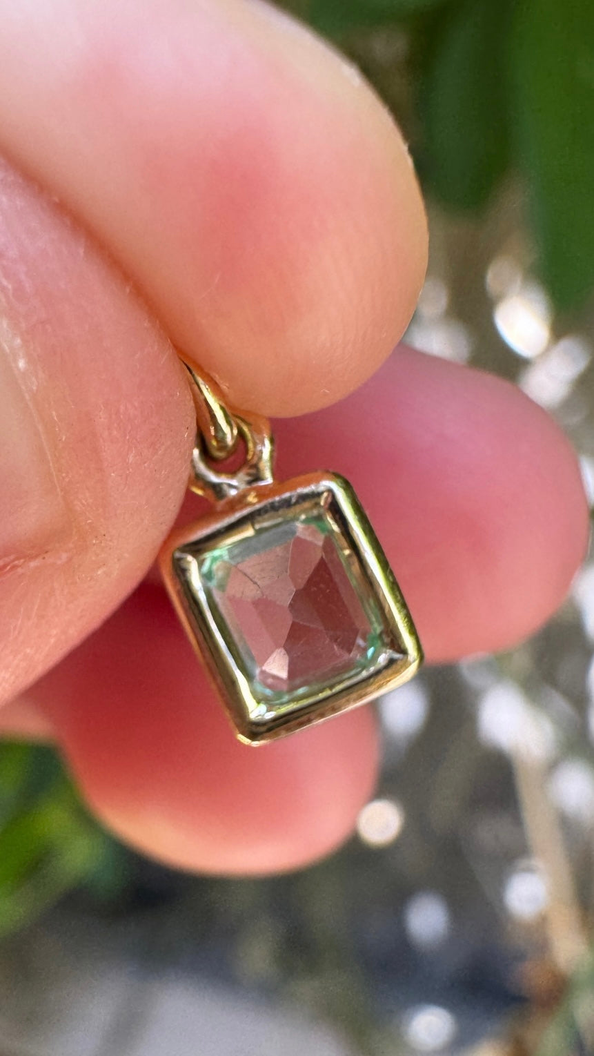 Custom handmade 9ct yellow gold 0.37ct natural emerald bezel set pendant