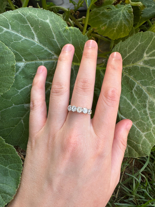 Antique 18ct yellow gold five stone 1.29ct TCW old mine cut diamond ring