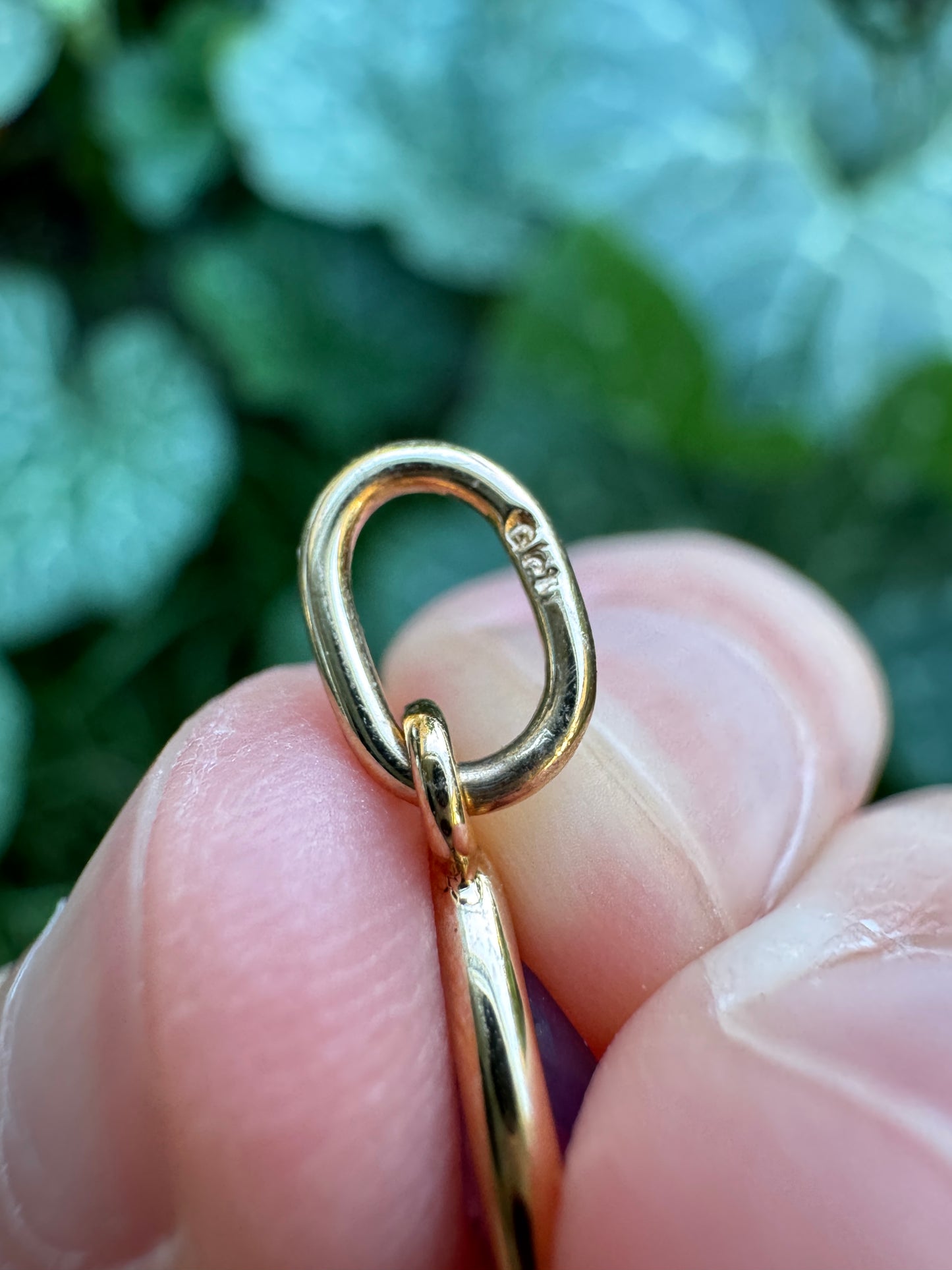 Custom handmade 9ct yellow gold pear cut 1.32ct natural pinkish purple sapphire bezel set pendant