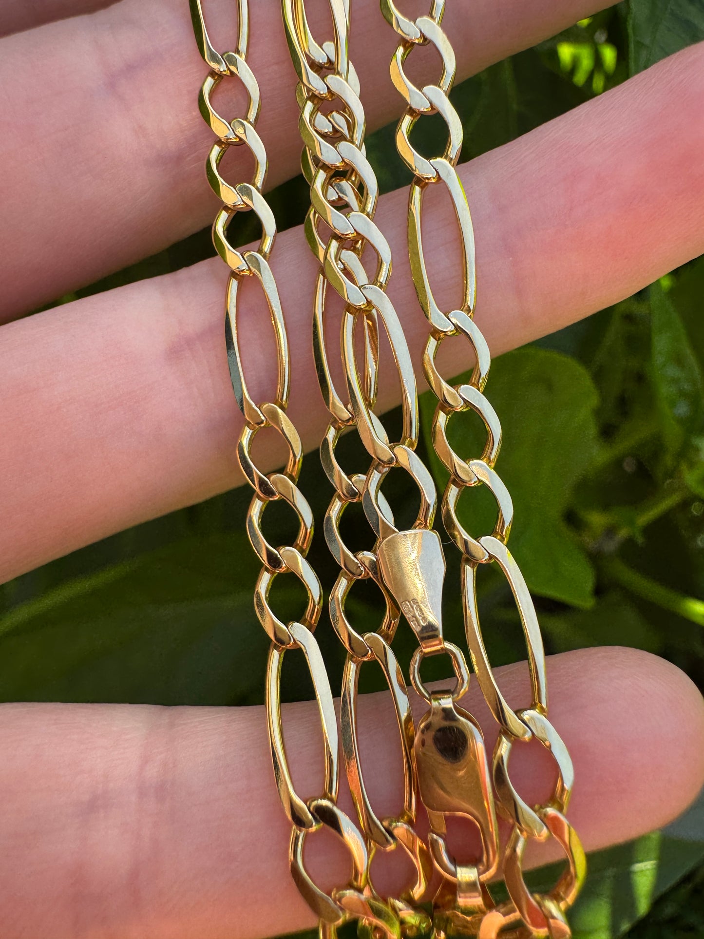 Vintage 9ct yellow gold flat figaro chain, 54.5cm / 21.5 inches long