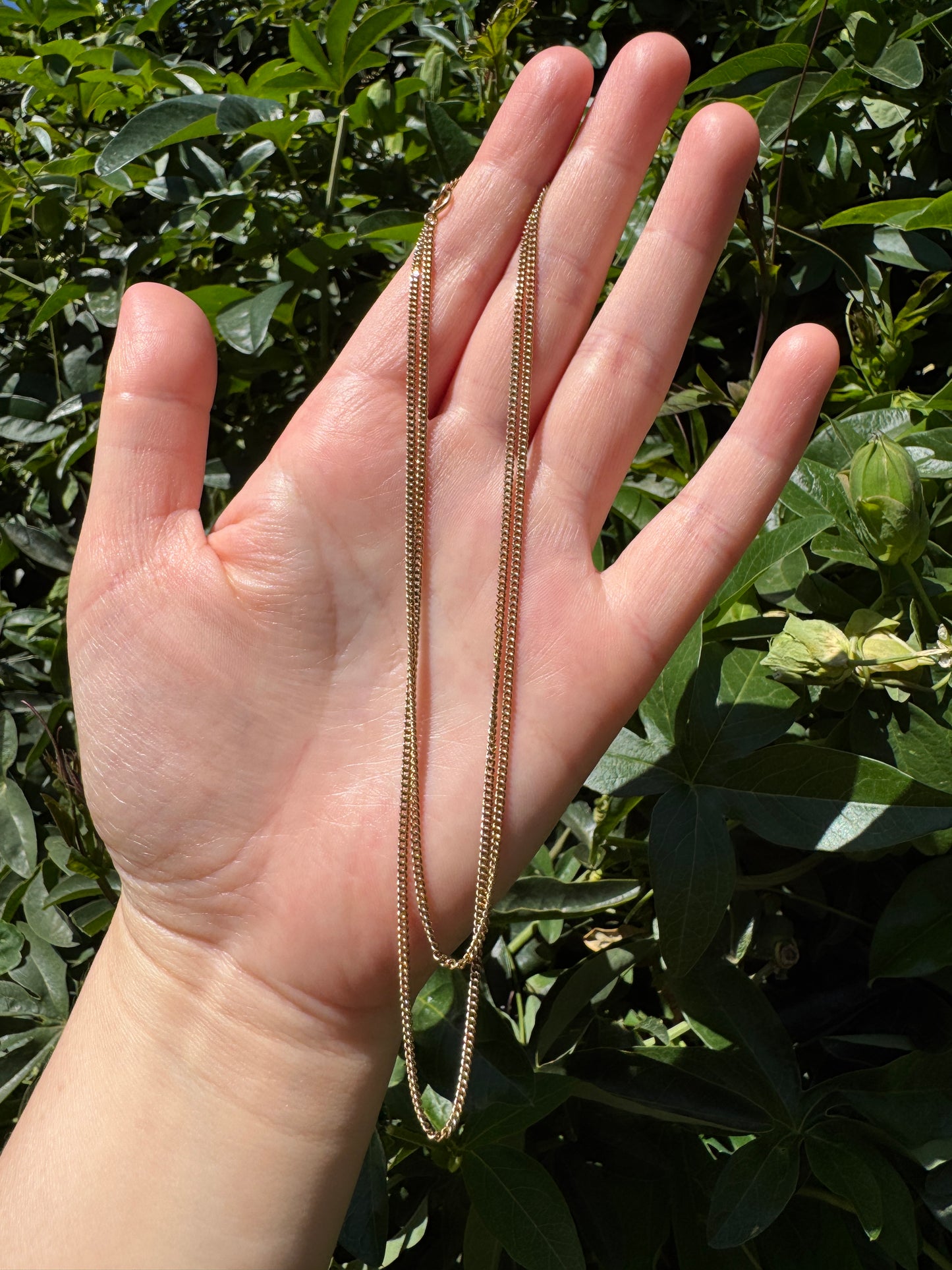 Vintage 9ct yellow gold curb link chain, 61cm / 24.02 inches long
