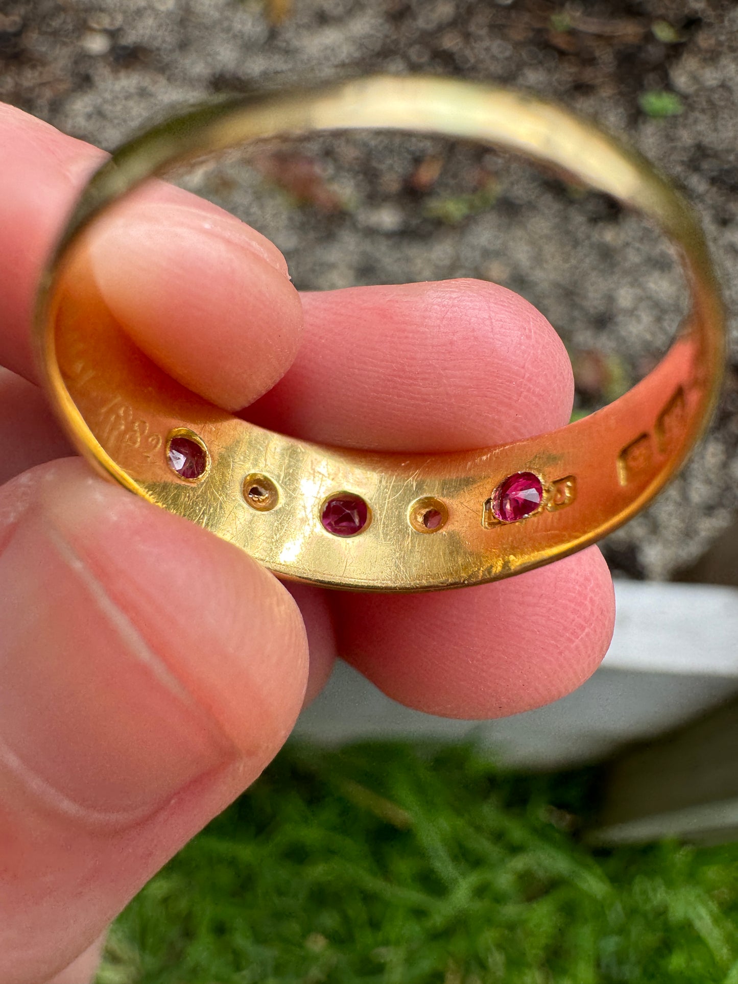 Antique Victorian 18ct yellow gold five stone rose cut diamond and pink sapphire gypsy ring