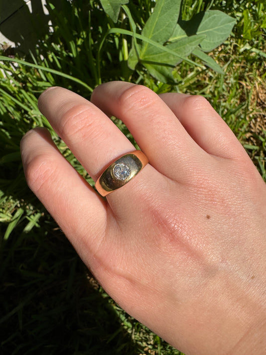 Antique 18ct yellow gold 0.56ct old mine cut natural diamond gypsy ring