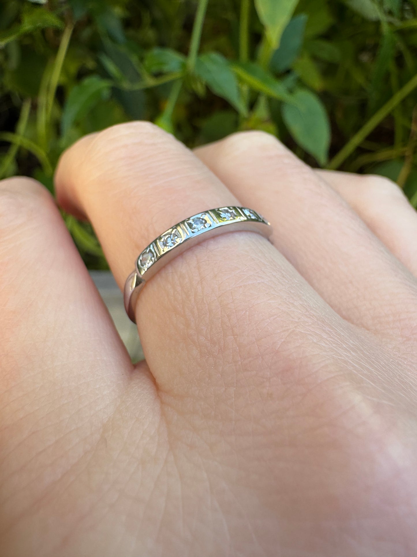 Antique Australian 18ct white gold six stone single cut diamond half eternity ring
