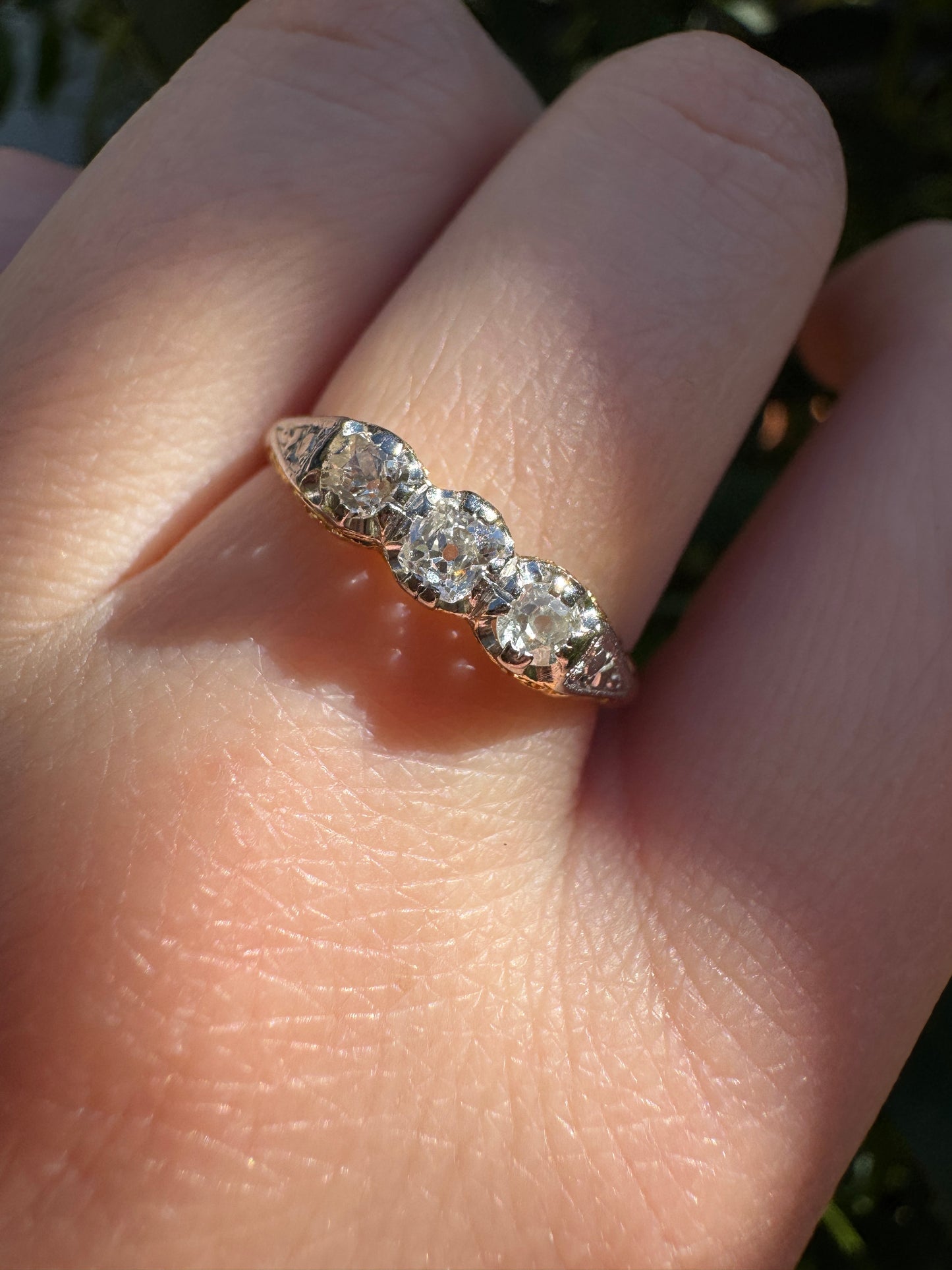 Vintage 18ct yellow gold three stone 0.3ct TCW old mine cut diamond ring