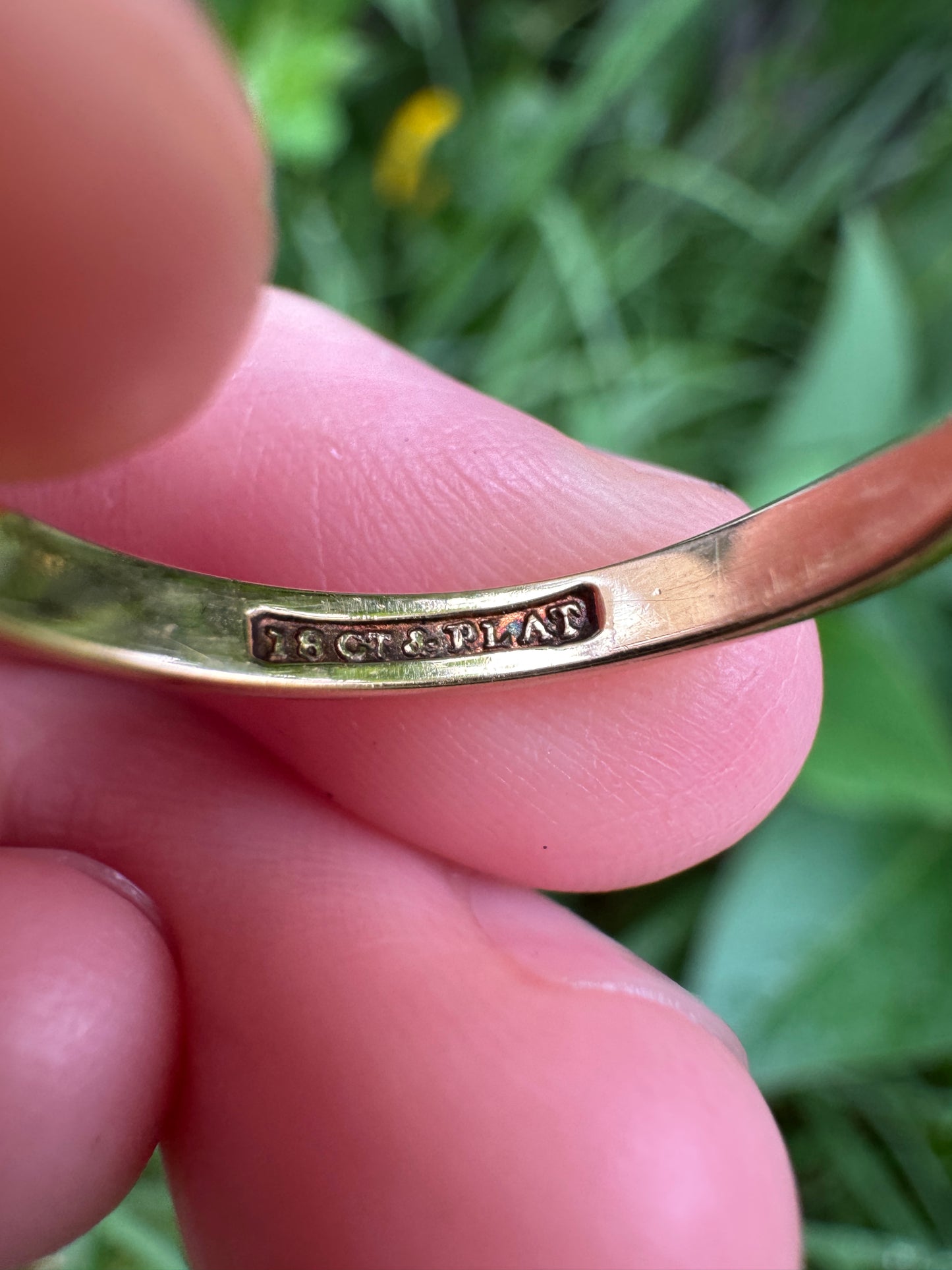 Vintage 18ct yellow gold and platinum three stone 0.3ct TCW old mine cut diamond ring