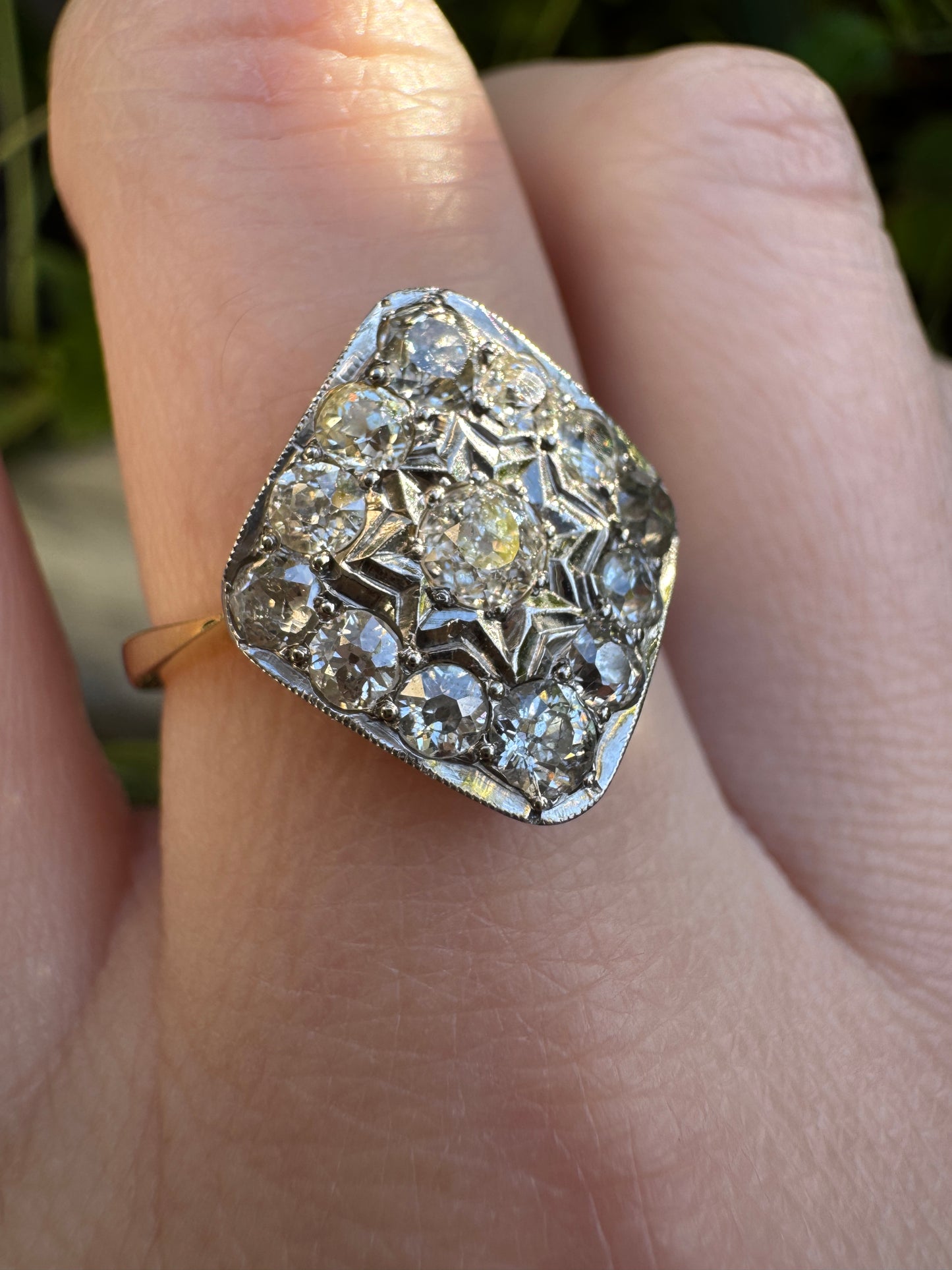 Antique 18ct yellow gold and platinum 1.2ct TCW old mine cut diamond plaque ring