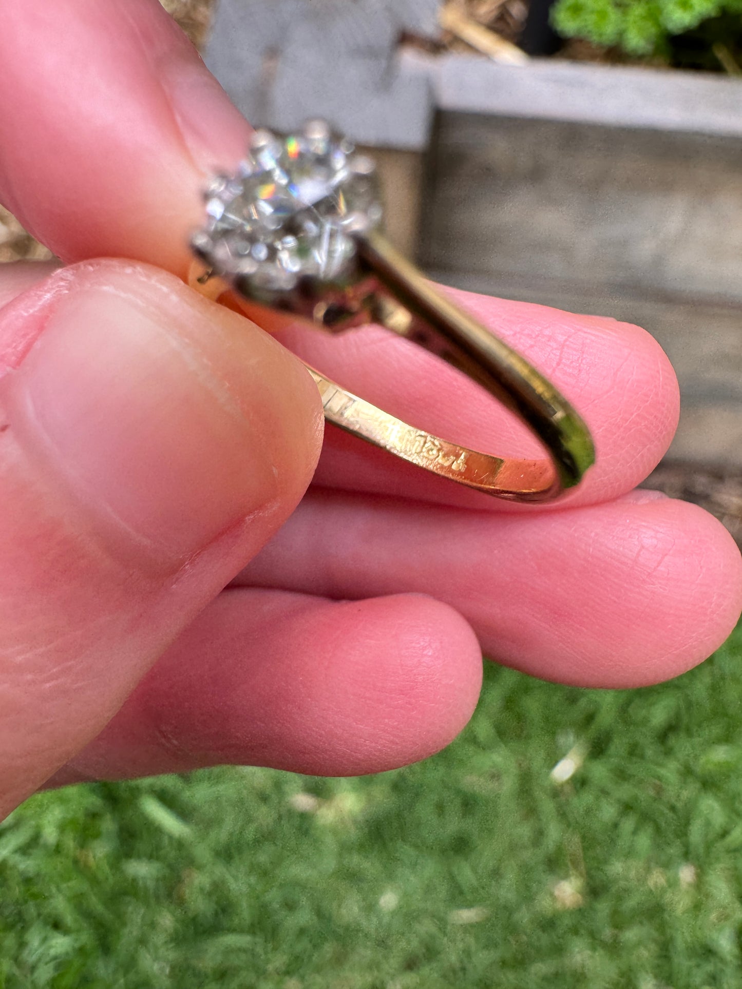 Vintage 18ct yellow gold 0.3ct old mine cut diamond solitaire ring