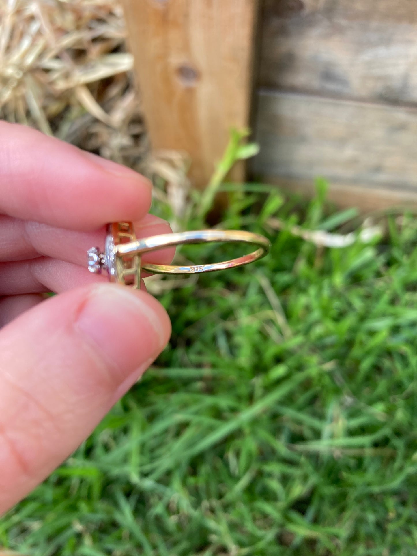 Vintage Art Deco style 9ct yellow gold buttercup set diamond and trapezoid ruby ring