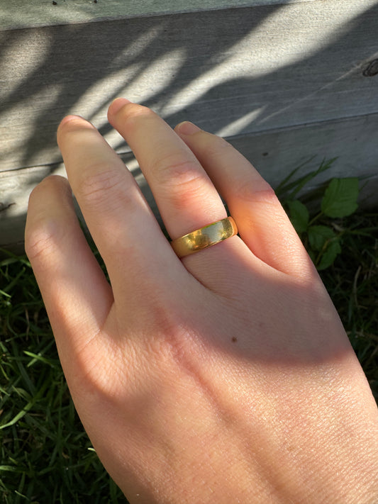 Antique 22ct yellow gold band, 5mm wide