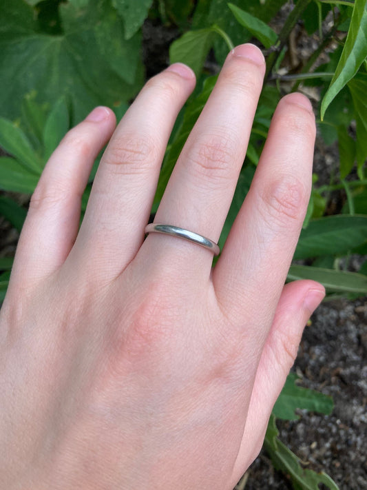 Vintage platinum band, size N 1/2