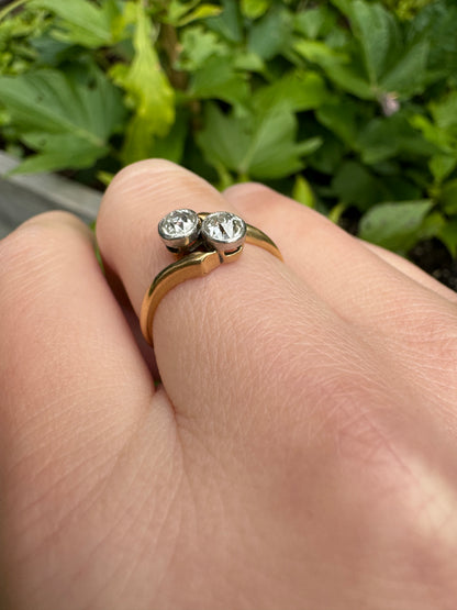 Vintage 18ct yellow gold 0.5ct TCW old mine cut diamond toi et moi ring