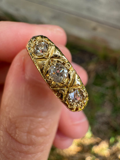 Vintage 18ct yellow gold three stone 0.28ct old mine cut diamond gypsy ring
