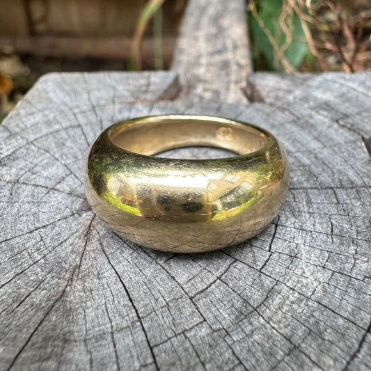 Vintage 9ct yellow gold bombe ring