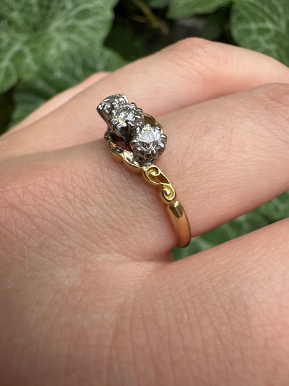 Vintage 18ct yellow gold three stone 0.5ct TCW old European cut diamond crossover ring