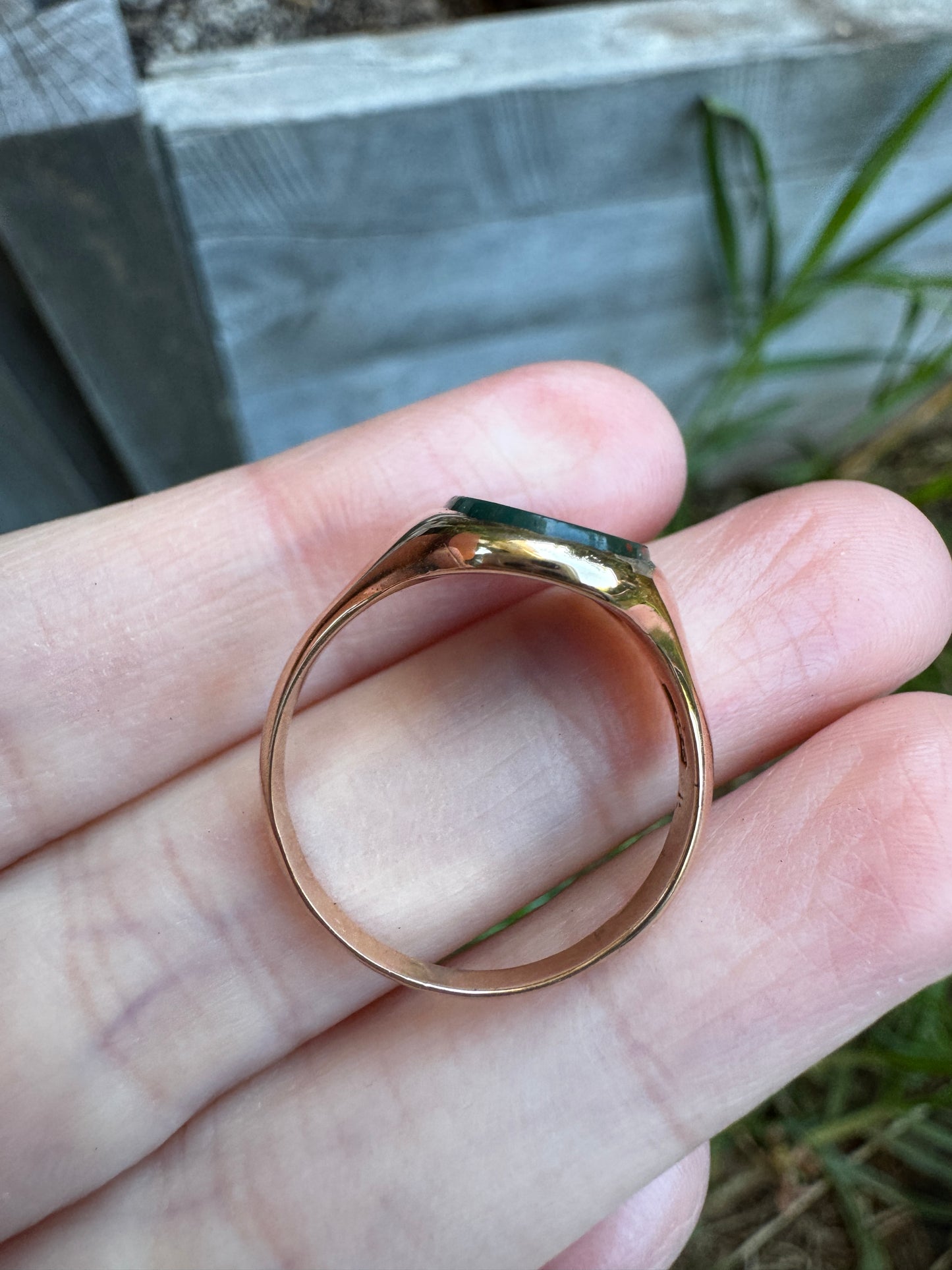 Antique Australian Dempster 15ct yellow gold bloodstone signet ring