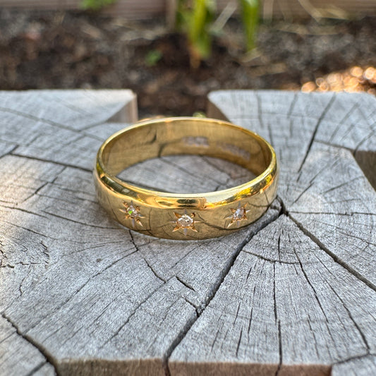 Vintage 18ct yellow gold three stone single cut diamond starset gypsy ring