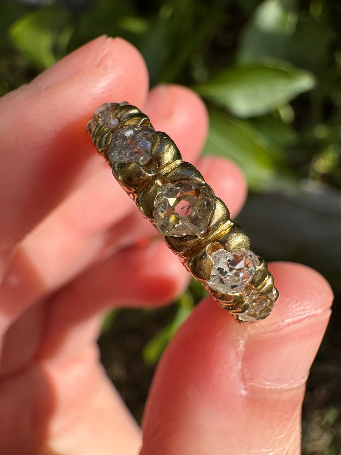 Vintage 18ct yellow gold five stone 1ct TCW old mine cut diamond ring