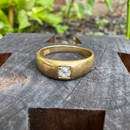 Vintage 18ct yellow gold 0.2ct old mine cut diamond gypsy ring