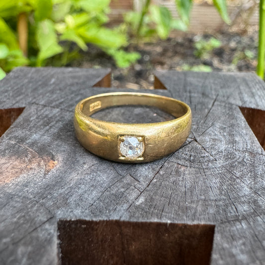 Vintage 18ct yellow gold 0.2ct old mine cut diamond gypsy ring