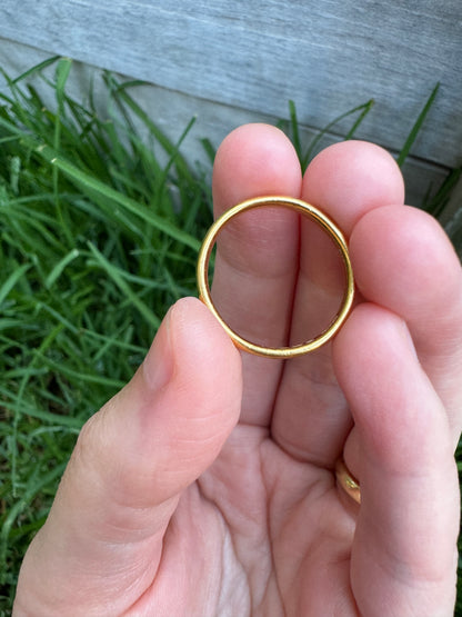 Vintage 22ct yellow gold band, 2.9mm wide