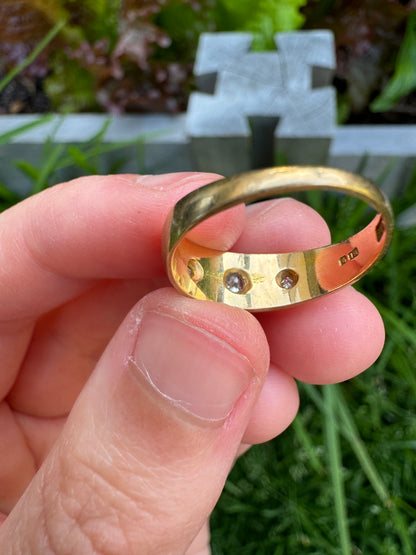 Antique 18ct yellow gold three stone 0.2ct TCW mixed old cut diamond starset gypsy ring