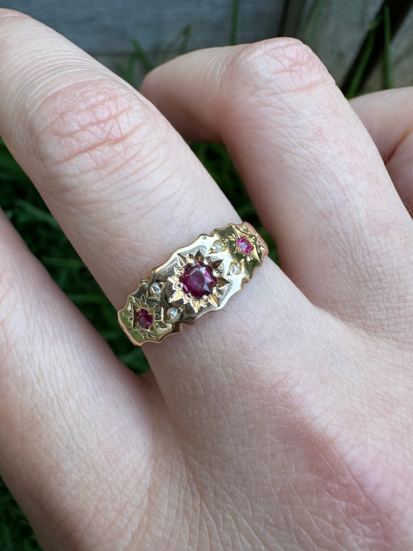 Antique Victorian 15ct rosy gold scalloped ruby, red spinel and rose cut diamond gypsy ring