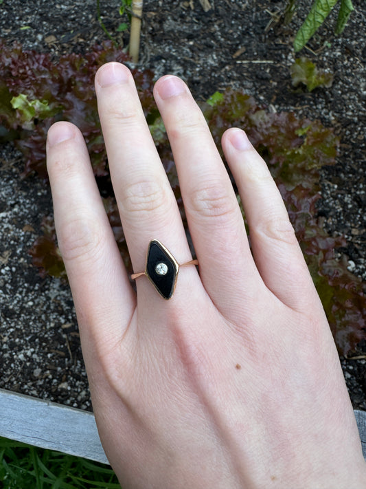 Antique 15ct yellow gold onyx and old mine cut diamond ring