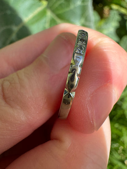 Vintage 18ct white gold and platinum six stone single cut diamond half eternity ring