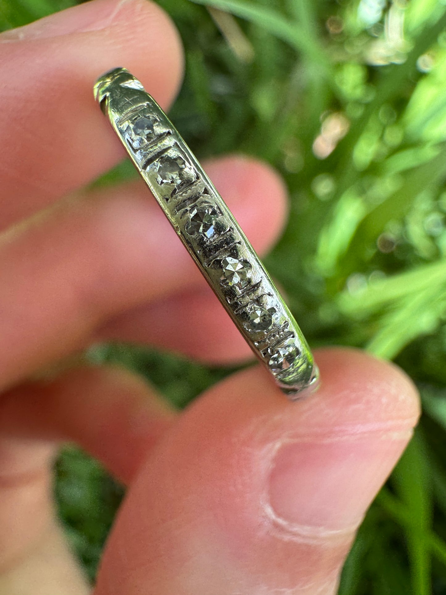 Vintage 18ct white gold and platinum six stone single cut diamond half eternity ring